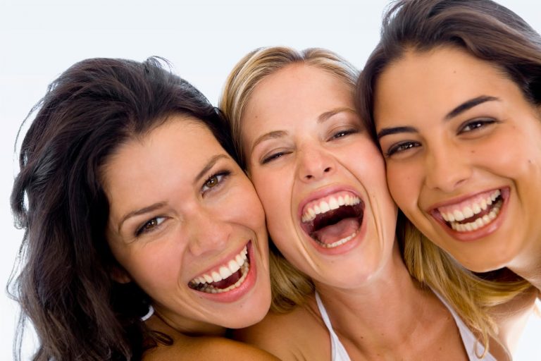 PRESENCIA FEMENINA